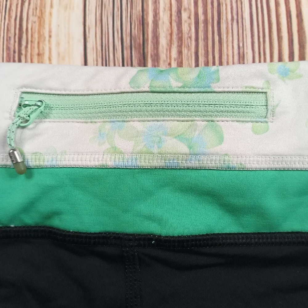 LULULEMON RUN INSPIRE CROP II LEGGINGS SIZE 8 - Picture 12 of 16